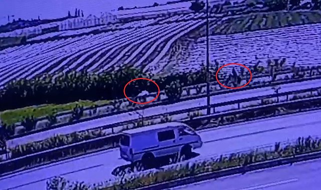 Motosikletlerin çarpıştığı kaza kamerada