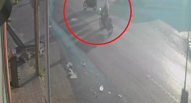 Motosikletlerin çarpıştığı kazada, yaşlı adam ağır yaralandı