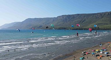 Muğla Akyaka'da 19 Mayıs coşkusu kite sörf şenliği ile kutlanacak