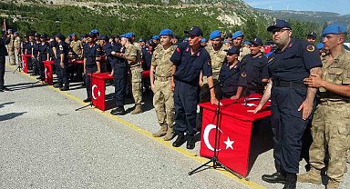 Muğla'da 64 engelli birey yemin ederek bir günlüğüne asker oldu