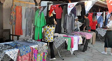 Muğla'da kursiyerlerden el emeği sergisi