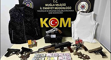 Muğla'da Özel Harekat ekiplerinden Drone destekli lüks villaya operasyon