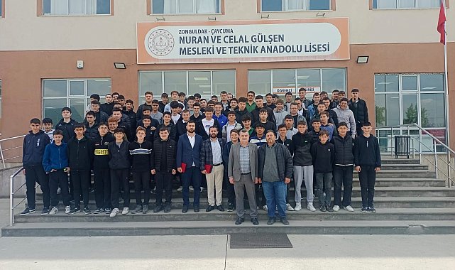Mühendis ve teknikerler kariyerlerini öğrencilerle paylaştı