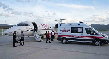 Muş'ta uçak ambulans 7 aylık bebek için havalandı