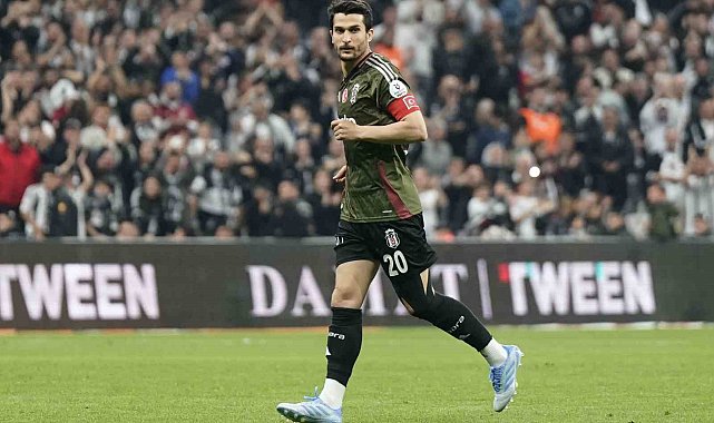 Necip Uysal 274 gün sonra formasına kavuştu