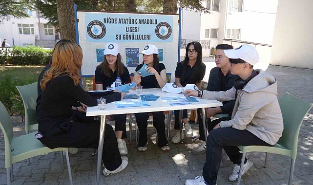 Niğde'de öğrenciler geliştirdikleri faydalı projeleri tanıttı