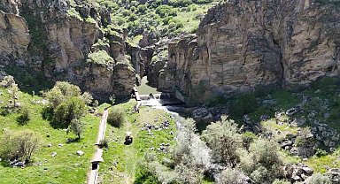 Niğde'nin saklı cenneti 'Dipsiz Kanyon' havadan görüntülendi