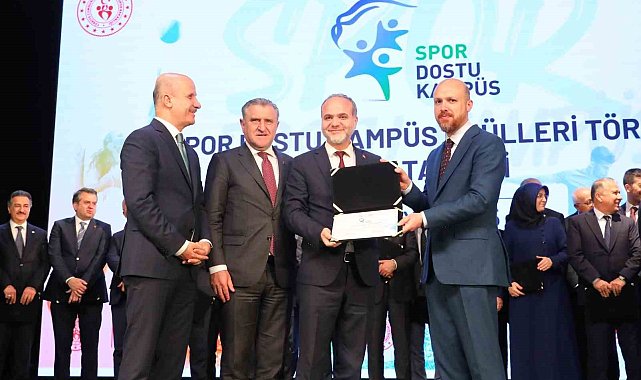 NÖHÜ, Türkiye'nin ilk "Spor Dostu Kampüs" unvanı alan üniversitelerinden oldu