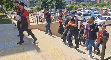Ödemiş'te 10 ayrı suçtan 124 yıl hapisle aranıyordu, jandarmadan kaçamadı