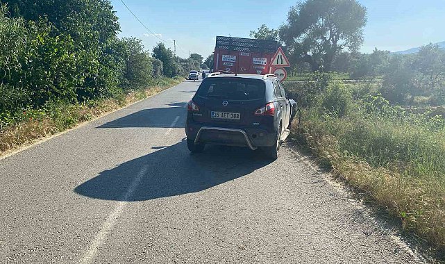 Ödemiş'te zincirleme kaza: 2 yaralı