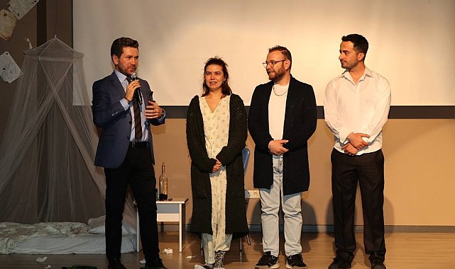 Ödüllü tiyatro oyunu Tavas'ta seyirciyle buluştu