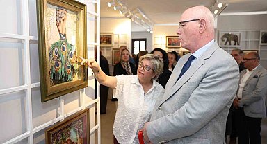 Odunpazarı'nda emek ve sanat bir arada: Kağıt Rölyef Sergisi Açıldı