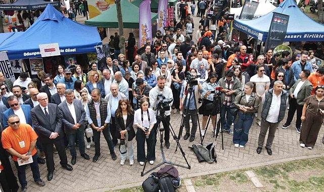 Odunpazarı'nda gençlik rüzgarı: 4. Uluslararası Odunpazarı 3D Gençlik Festivali başladı