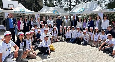 Öğrenciler, Bilim Fuarı'nda projelerini sergiledi