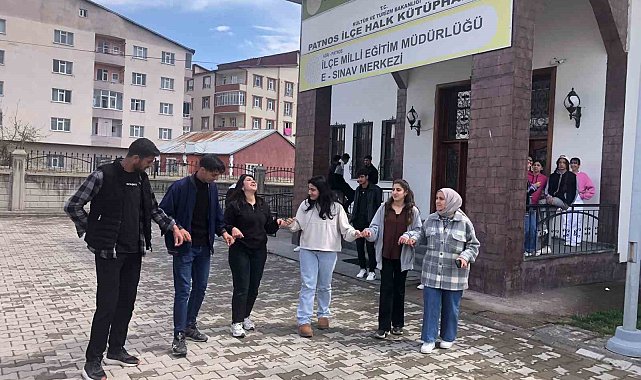 Öğrenciler Hıdırellezi kutladı