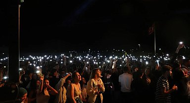 Öğrenciler konserle stres attı