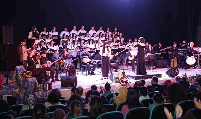 Öğrencilerden muhteşem konser