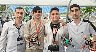 Öğrencilerden yerli yazılımlı İHA