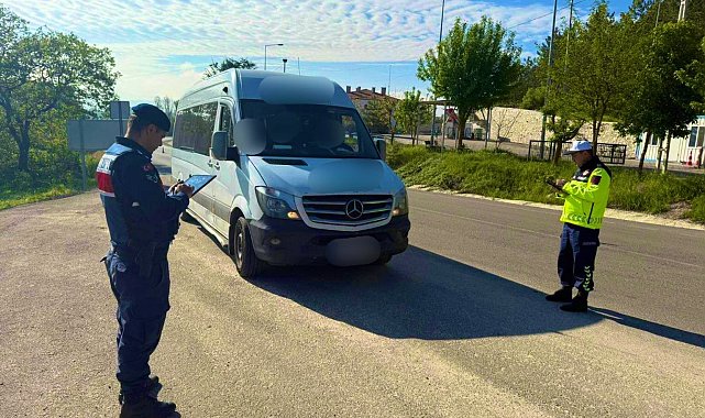 Okul çevresindeki şüphelilere geçit yok...27 şahıs yakalandı