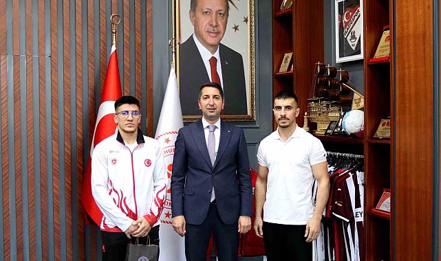 Omzundaki sakatlık yıldırmadı, Türkiye 3.'sü oldu
