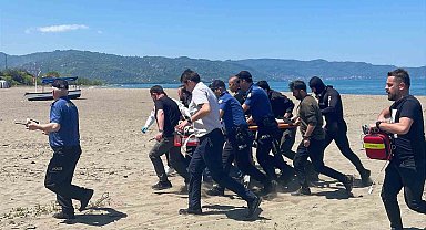 Ordu'da 3 lise öğrencisi denizde boğulma tehlikesi geçirdi