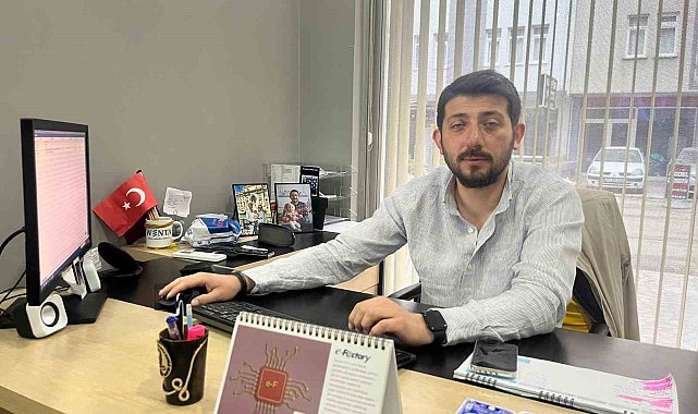Ordu'da esnaf, Heimlich manevrası ile çalışanının hayatını kurtardı: O anlar güvenlik kamerasında