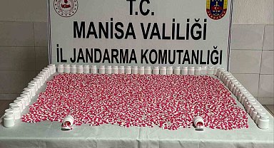 Ormanlık alanda saklanan uyuşturucuları jandarma buldu