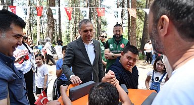 Osmaniye'de engelliler aileleriyle piknik yaptı