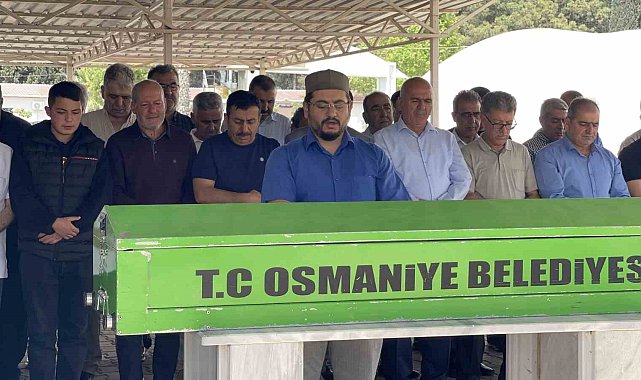 Osmaniye'de kocası tarafından öldürülen kadın gözyaşları arasında toprağa verildi