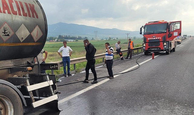 Osmaniye'de seyir halindeki tanker yandı