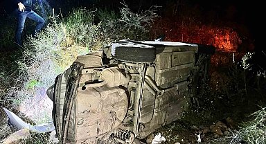 Otomobil şarampole yuvarlandı: 2 yaralı