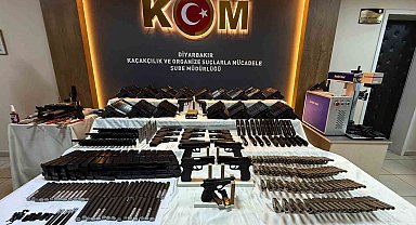 Oyuncakçı görünümündeki iş yerinden cephane çıktı: 4 gözaltı