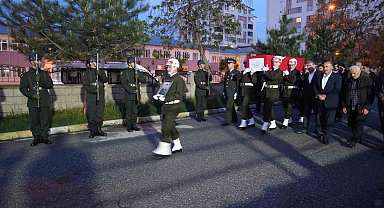 Pençe-Kilit Harekatı bölgesinde şehit olan Uzman Çavuş Mesut Karadağ'ın naaşı Muş'a getirildi