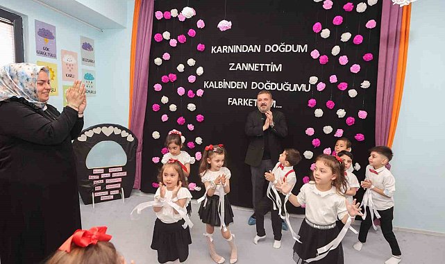 Plevne Anne Çocuk Oyun Evi'nden Anneler Günü etkinliği
