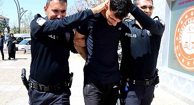 Polisleri ezme pahasına kaçan o sürücü tutuklandı