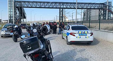 Polisten kaçan 15 yaşındaki sürücü kaza yapınca yakalandı