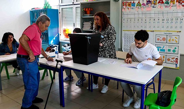 Portekiz'de halk son 3 yılda 3'üncü kez sandık başında