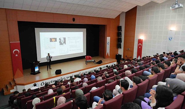 "Kuantum çağına doğru" başlıklı konferans düzenlendi