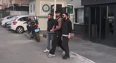 "Lvbel C5" lakaplı rapçinin adliyeye sevk edildiği anlara ait görüntüler ortaya çıktı