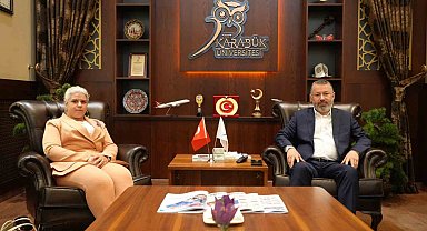Rektör Kırışık Karabük Ticaret İl Müdürü Gamze Aydın ile bir araya geldi