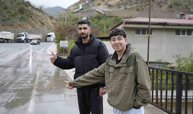Rektöre "Dayı" diyen üniversite öğrencisi yaşadığı o komik anları anlattı