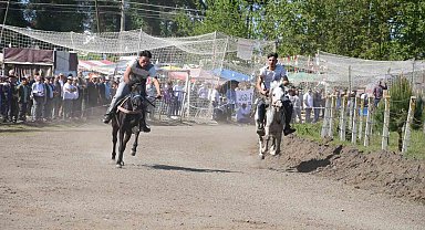 Sakarlı Hıdırellez Festivali'nde Rahvan At Yarışları coşkusu
