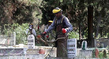 Sakarya'da mezarlıklar bayram ziyaretine hazırlanıyor