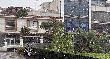 Sakarya'da sağanak, dolu ve fırtına aynı anda etkili oldu