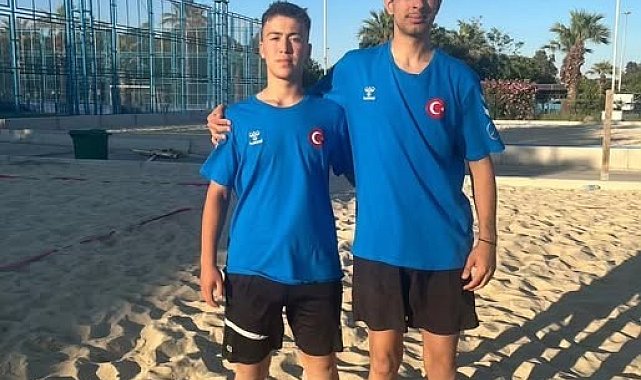 Salihli, Hentbol Milli Takımına 2 sporcu gönderdi