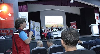 Salihli'deki toplantıda 'Üzümdeki kalıntı' masaya yatırıldı