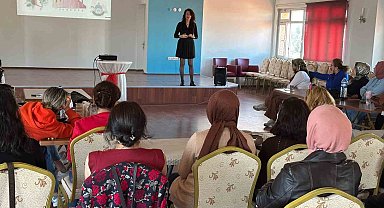 Samsun'da ebelere "Normal Doğum Eğitimi"