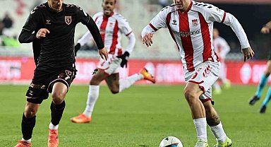 Samsunspor - Sivasspor maçının VAR'ı Jonas Hansen