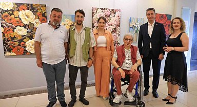 Sanatçı Dilek Küçükyılmaz'dan ilk kişisel sergi