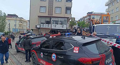 Sancaktepe'de otomobil telefoncuya daldı